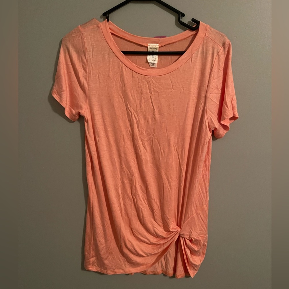 Peach top with knot at bottom